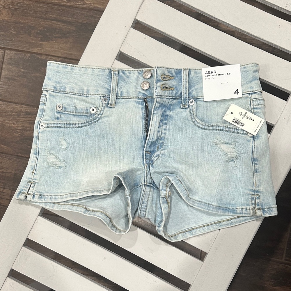 Aeropostale Light Wash Jean Shorts